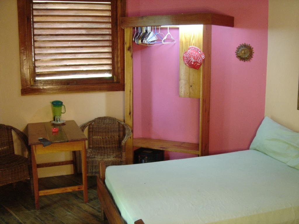 Hôtel Whistling Bird à Negril Extérieur photo